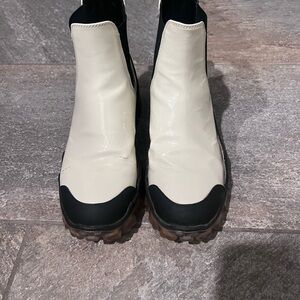 Moncler Chelsea boots size 38